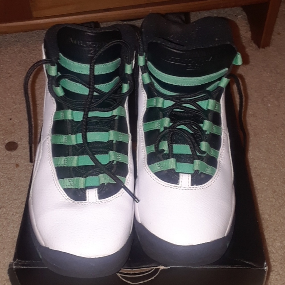 Jordan retro 10s